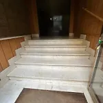 Big Apartment With Free Parking